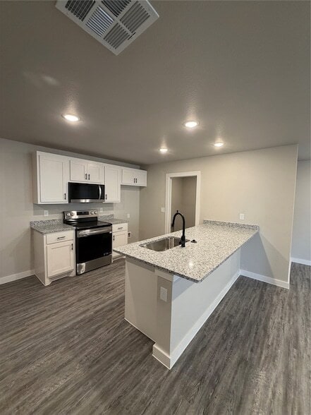 Photo - 3002 Glennster St