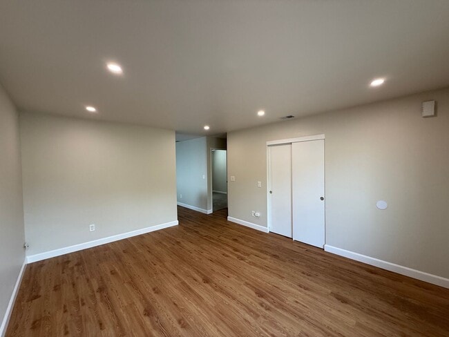Photo - 3 bedroom/ 2 Bathroom Home for Rent In Rohnert Park!