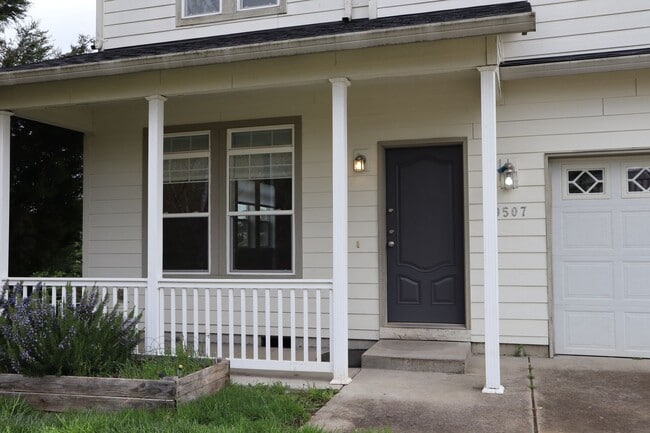 Photo - 9507 NE 39th Ave