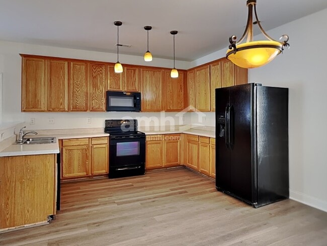 Photo - 8120 Nikki Cole Dr