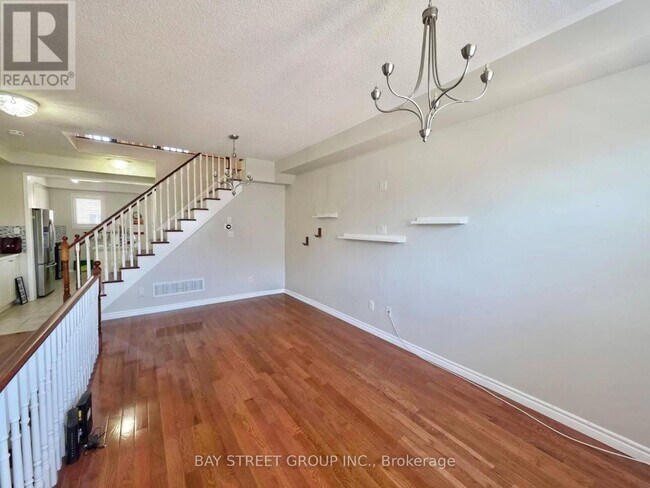 Photo - 2171 Fiddlers Way
