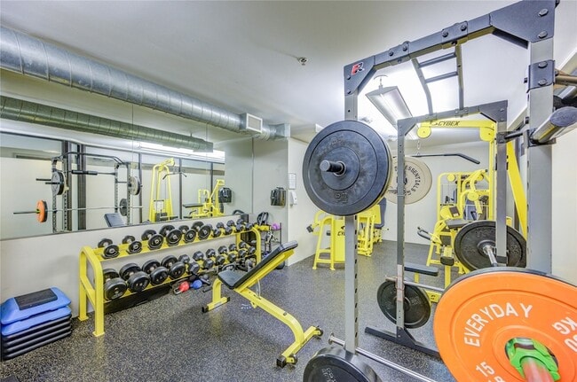 Photo - 917 Main St Unit 1005