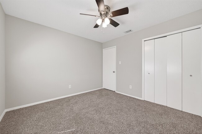 Photo - 927 Comstock Springs Dr