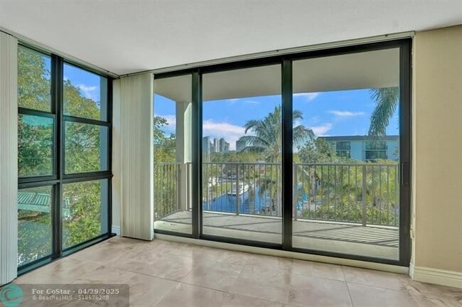 Building Photo - 1201 River Reach Dr Unit 404 Rental