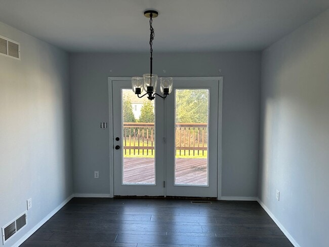 Photo - 3182-3184 Shellers Bend Unit 3182