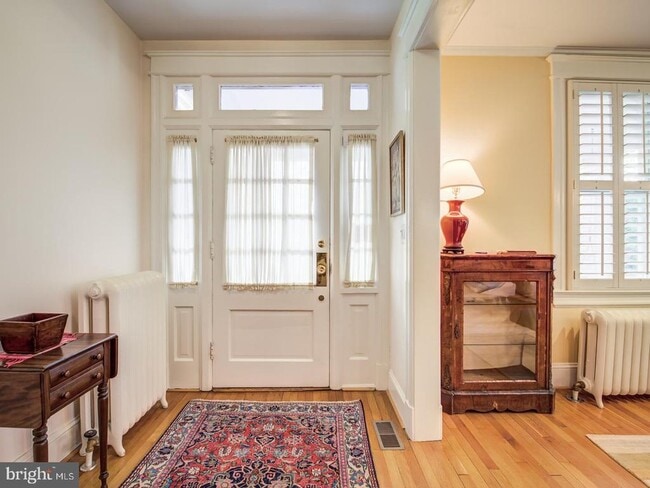 Photo - 3629 Ordway St NW