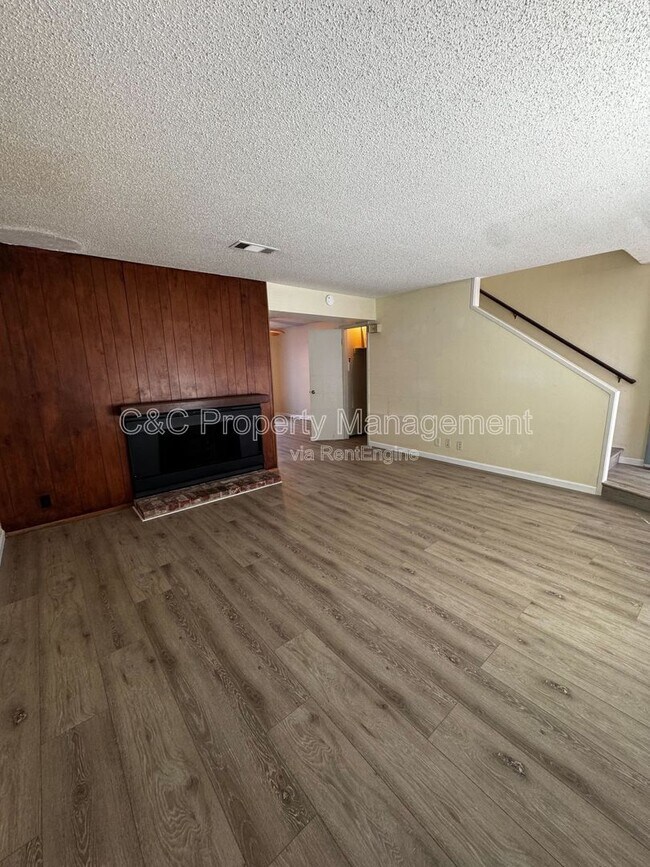 Photo - 1221 Pine Creek Wy Unit Apt G