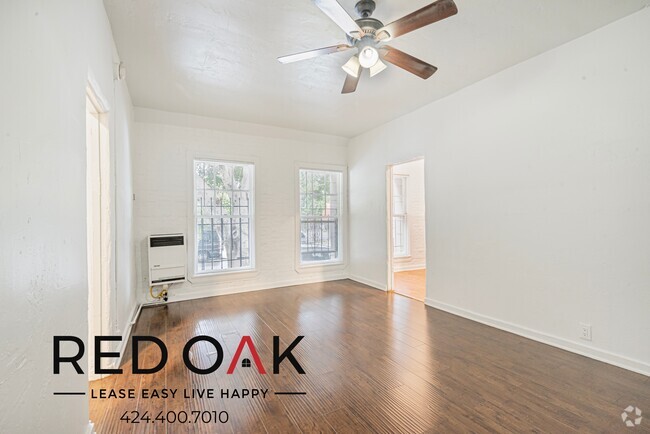 Building Photo - 5600 Fernwood Ave Rental