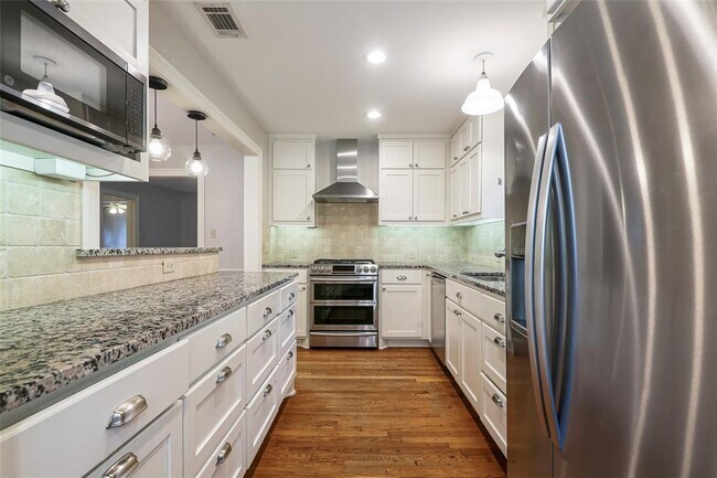 Photo - 3103 Glenview Ave
