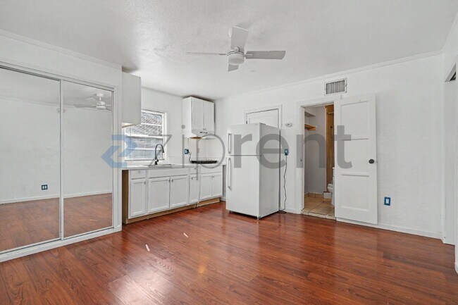Unit Single bedroom