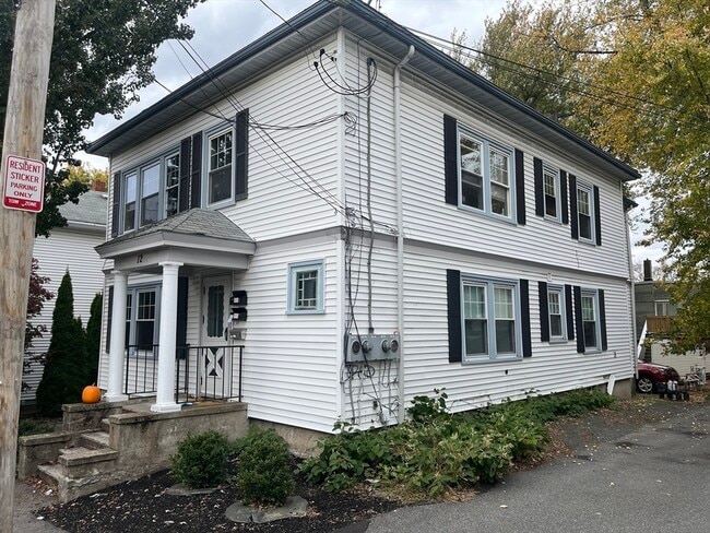 Building Photo - 12 Meadow St Unit 1