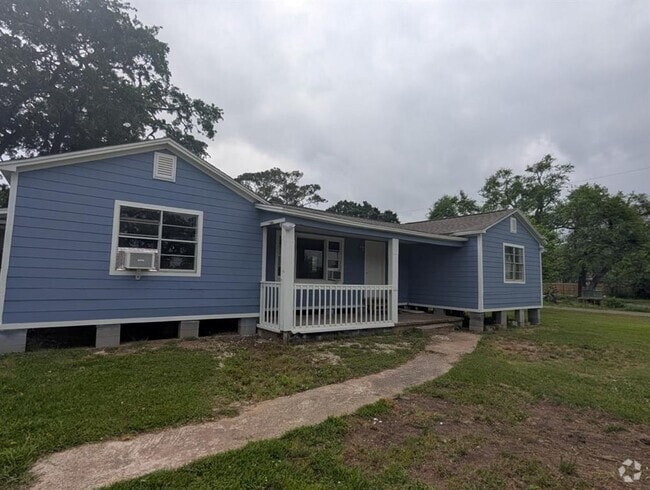 Building Photo - 327 Primrose Rd Rental