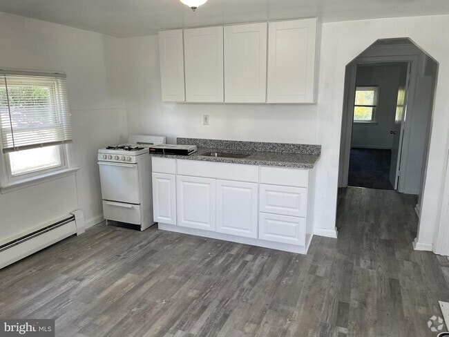 Building Photo - 505-B Evesham Rd Rental