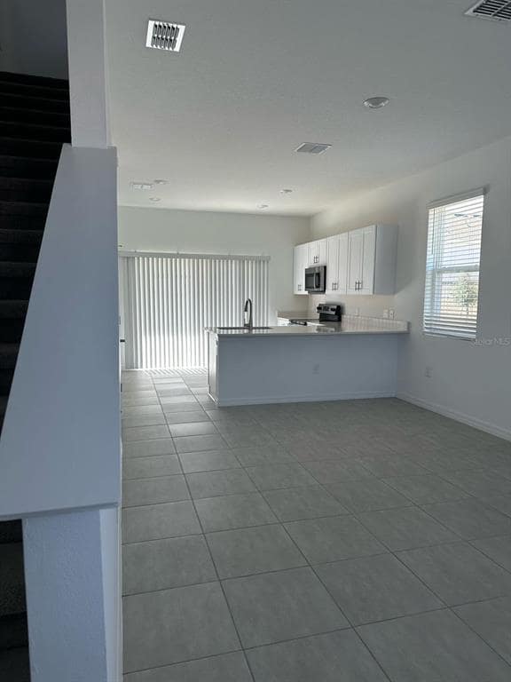 Photo - 2084 Viewfinder St