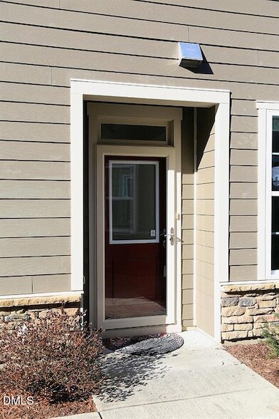 Photo - 446 Methven Grove Dr