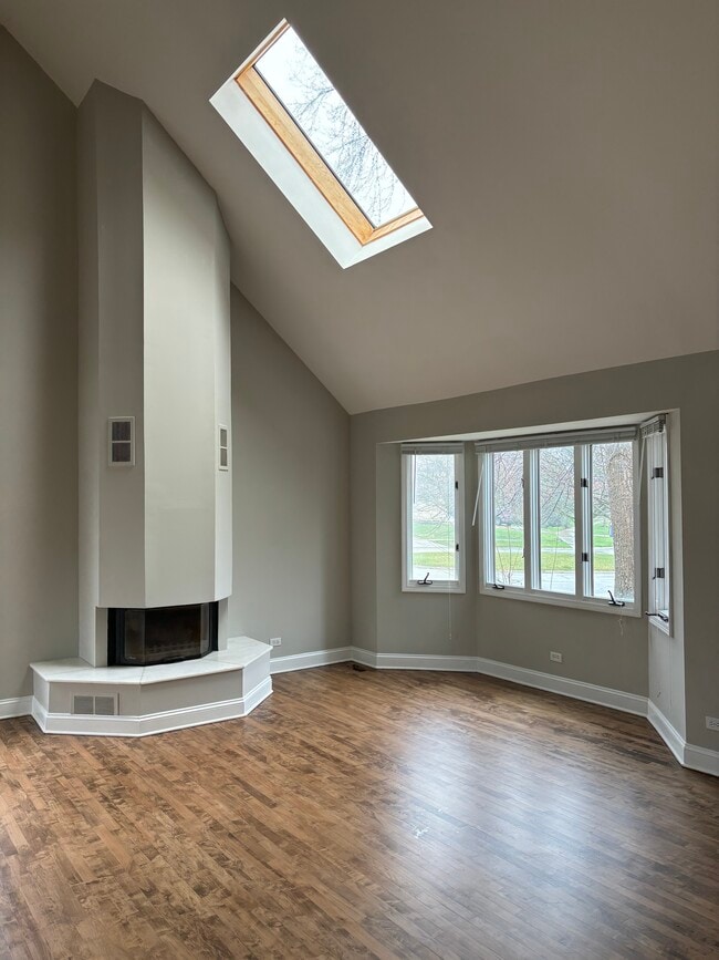 Photo - 1667 Hinterlong Ln