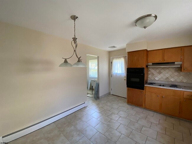 Photo - 4019 Crossan Ave