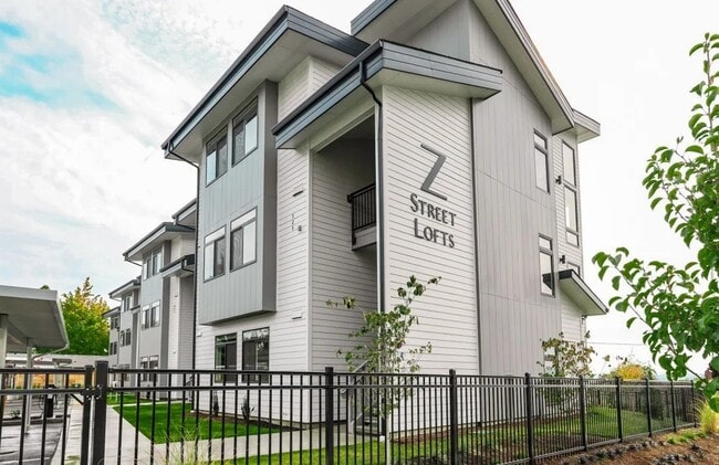Z Street Lofts