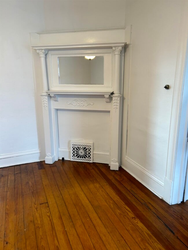 Photo - 527 Virginia Ave