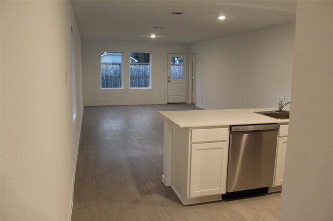 Photo - 1733 Lofty Cedar Ct