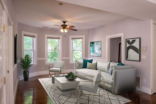 Building Photo - Luxury 6-Bed Unit 1