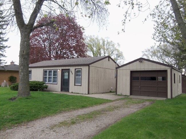 Front - 1408 S. 3rd St.