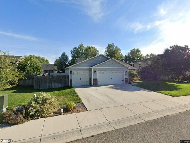 Photo - Beautiful, 3 Bed 2 Bath Home Featuring a 3 Car Garage with EV Charging Station!!