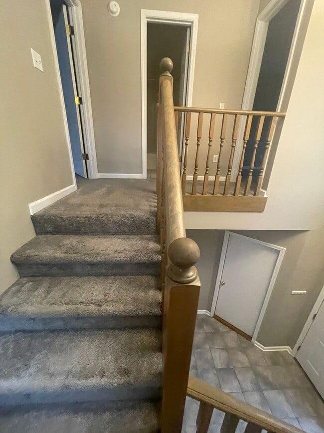 Photo - 212 Foxchase Ln Unit 212 Foxhase Lane