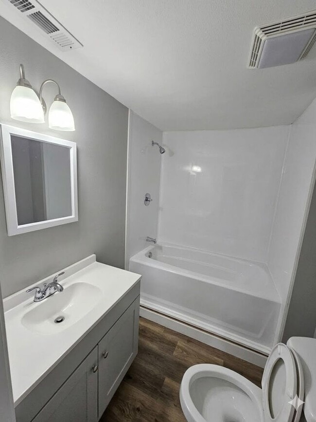 Photo - Florence SC 8 Unit 110B