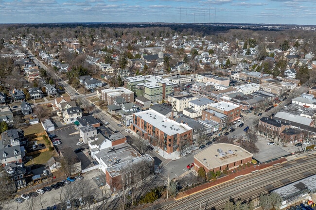 Photo - Station Circle