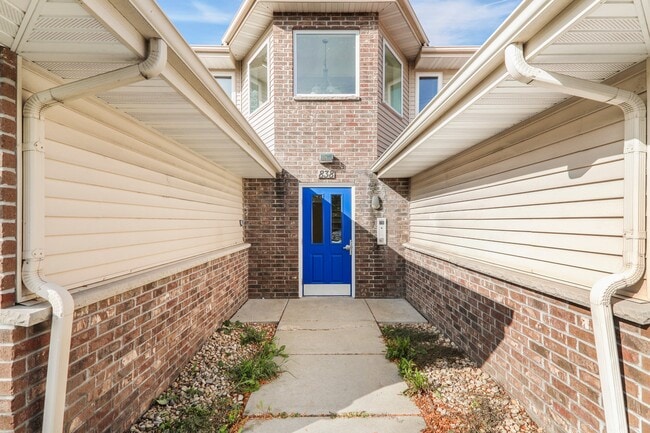 Photo - 838 N Thompson Dr Unit 1