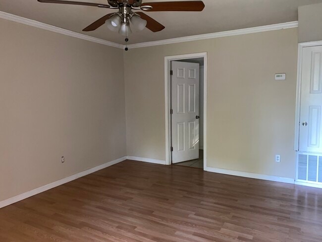 Photo - 412 Cedar Grove Ave