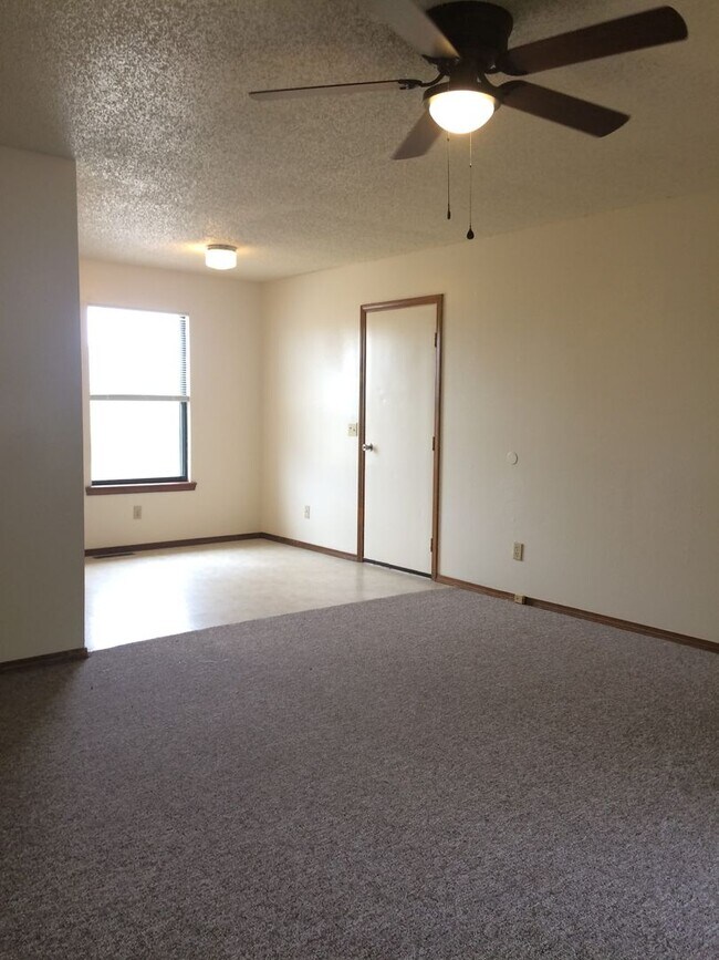 3 Bedroom Ranch NixaAvailable to view now Rental House Rental in Nixa, MO