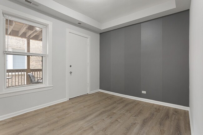 Photo - 7451 N Greenview Ave Unit 313