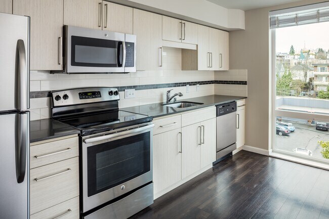 Photo - Ludwig Apartments