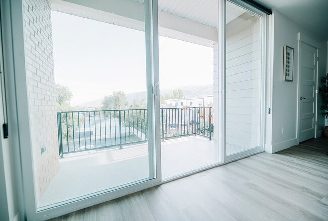 Photo - 43 W 400 S Unit 101