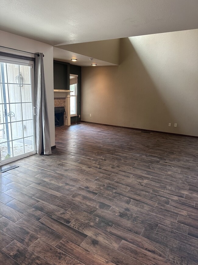 Photo - 1820 Windhill Ave