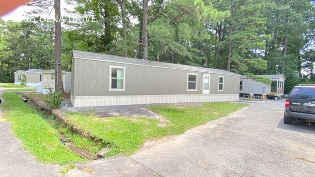 Building Photo - 1658 Dena Dr Rental