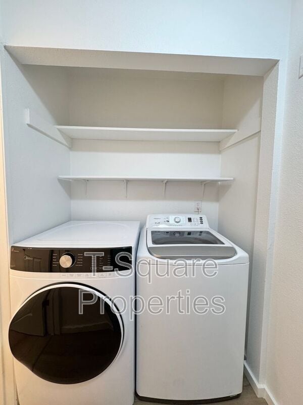 Photo - 225 164th St SE