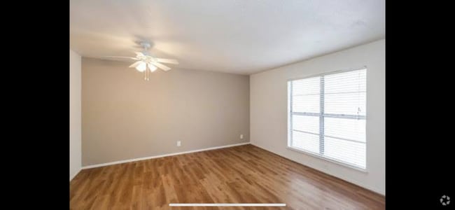 Building Photo - 504 W 41st Dr Rental