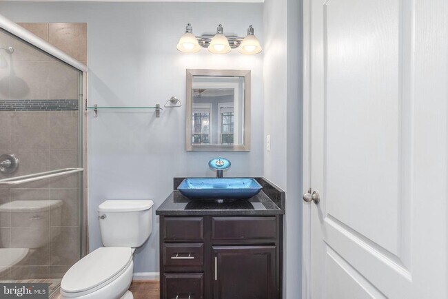 Photo - 704 Quayside Ct