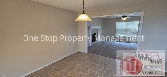 Photo - Beautiful 4 bedroom, 3 bathroom home in Raymore!