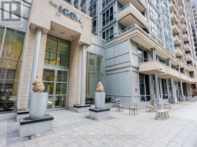 Photo - 250 Wellington St W Unit PH36