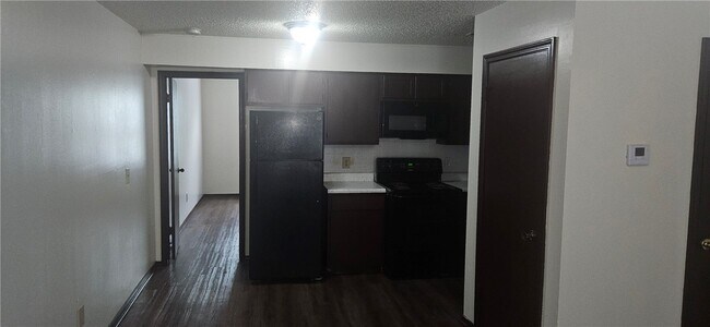 635 Whitham Ave Unit 9