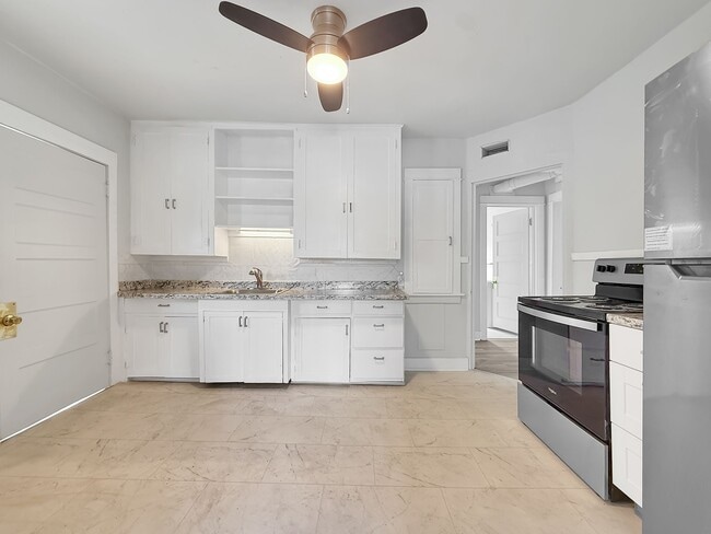 Newly Renovated Duplex