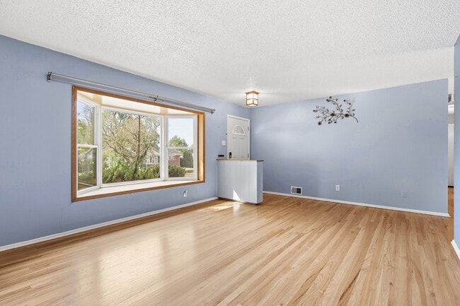 Photo - 3705 W Eastman Ave