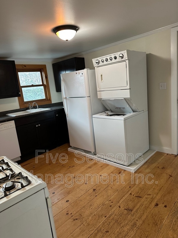 Photo - 60 Franklin St Unit B