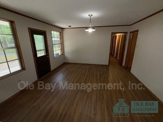 2508 W Daniels Rd