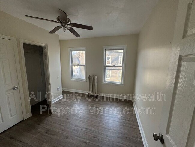 Photo - 8 Elm St Unit 3