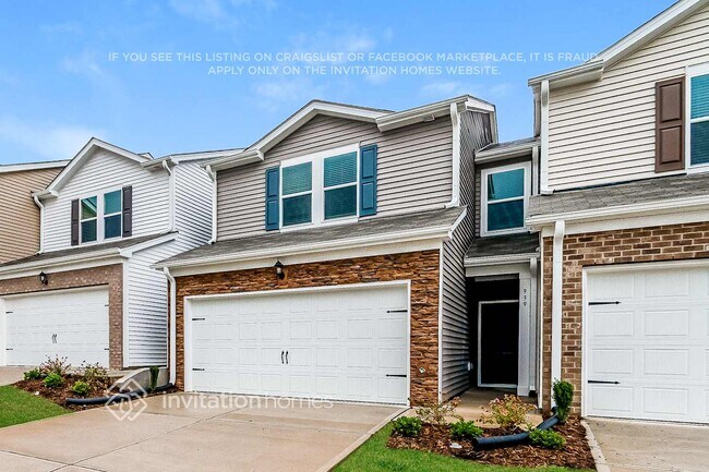 Photo - 939 Greenville Wy